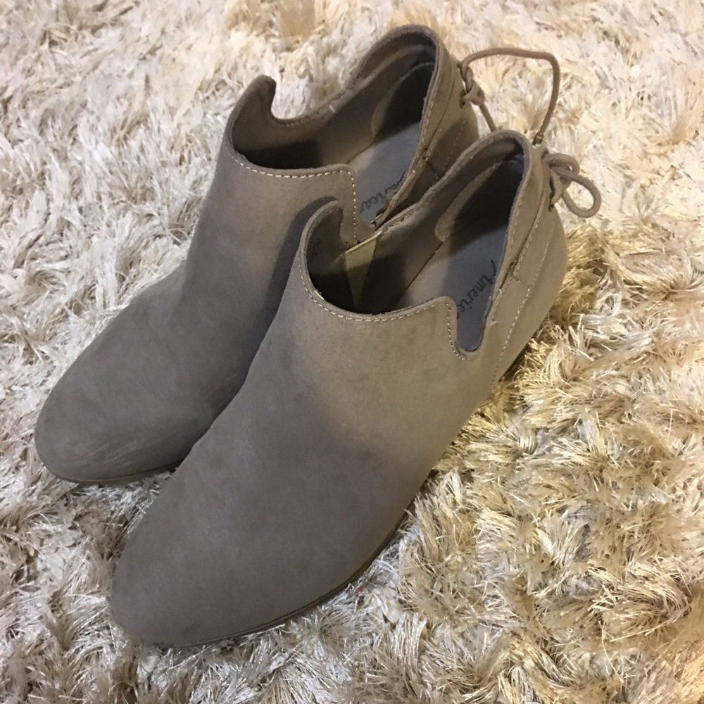 American eagle booties